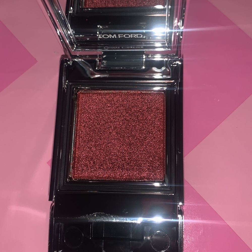 TOM FORD Extreme shadow